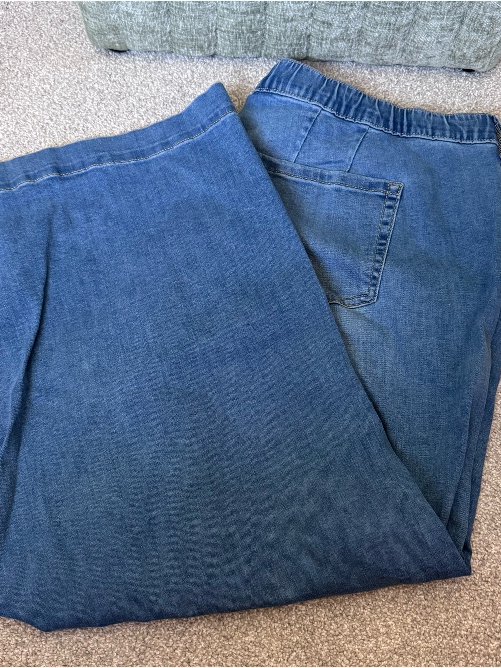 Torrid weekend cropped wide leg jeans